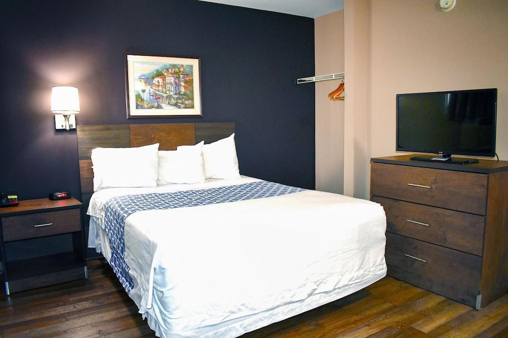 Suburban Studios Charlotte-Ballantyne Ngoại thất bức ảnh