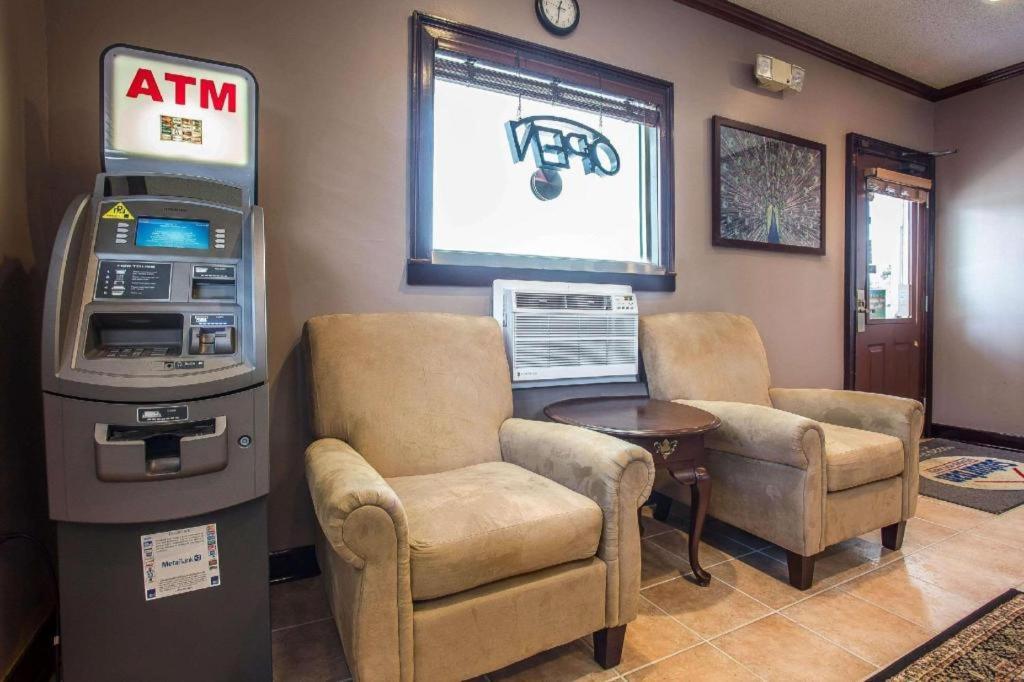 Suburban Studios Charlotte-Ballantyne Ngoại thất bức ảnh