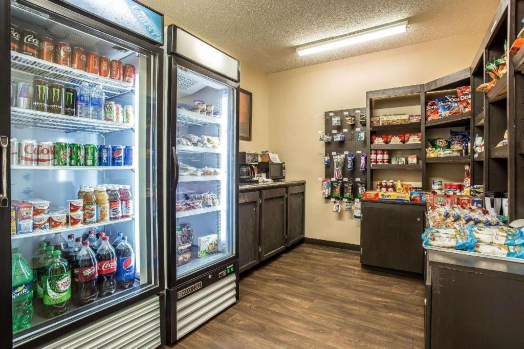 Suburban Studios Charlotte-Ballantyne Ngoại thất bức ảnh