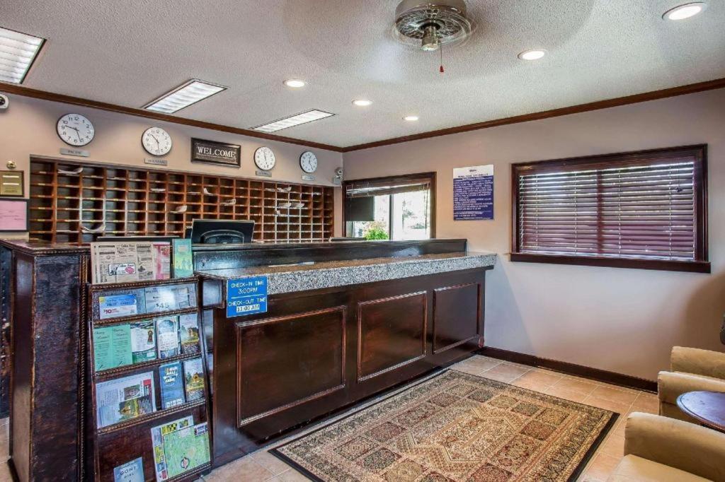 Suburban Studios Charlotte-Ballantyne Ngoại thất bức ảnh