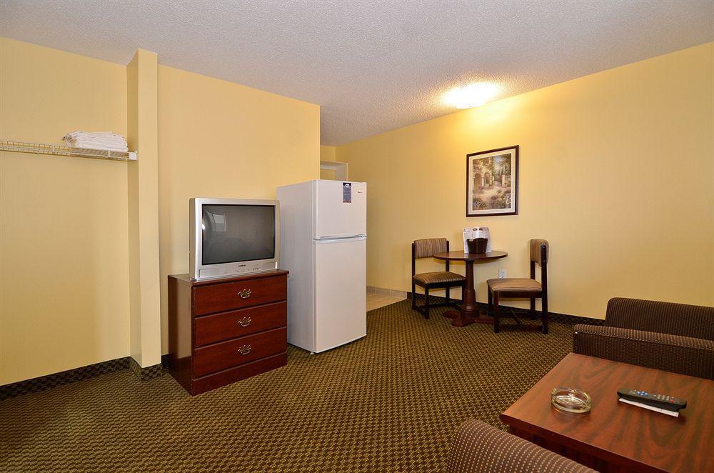 Suburban Studios Charlotte-Ballantyne Ngoại thất bức ảnh